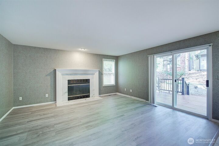 Property Photo: 1432 254th Place SE WA 98075