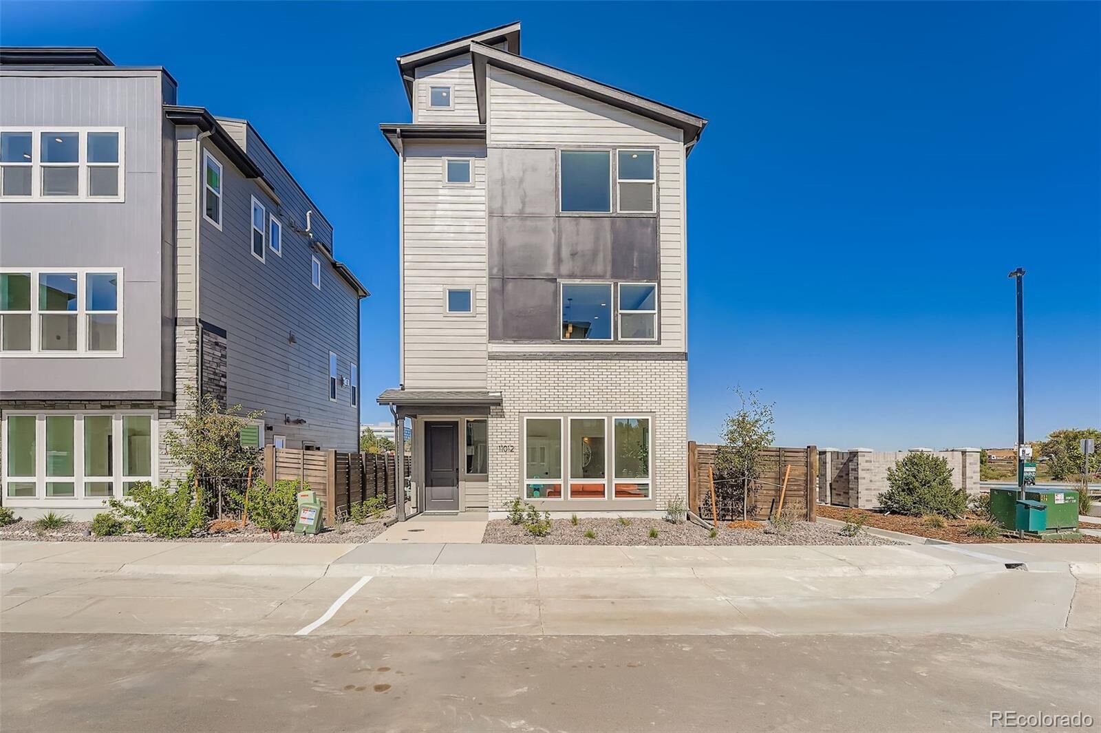 Property Photo: 11012 E Geddes Place CO 80112