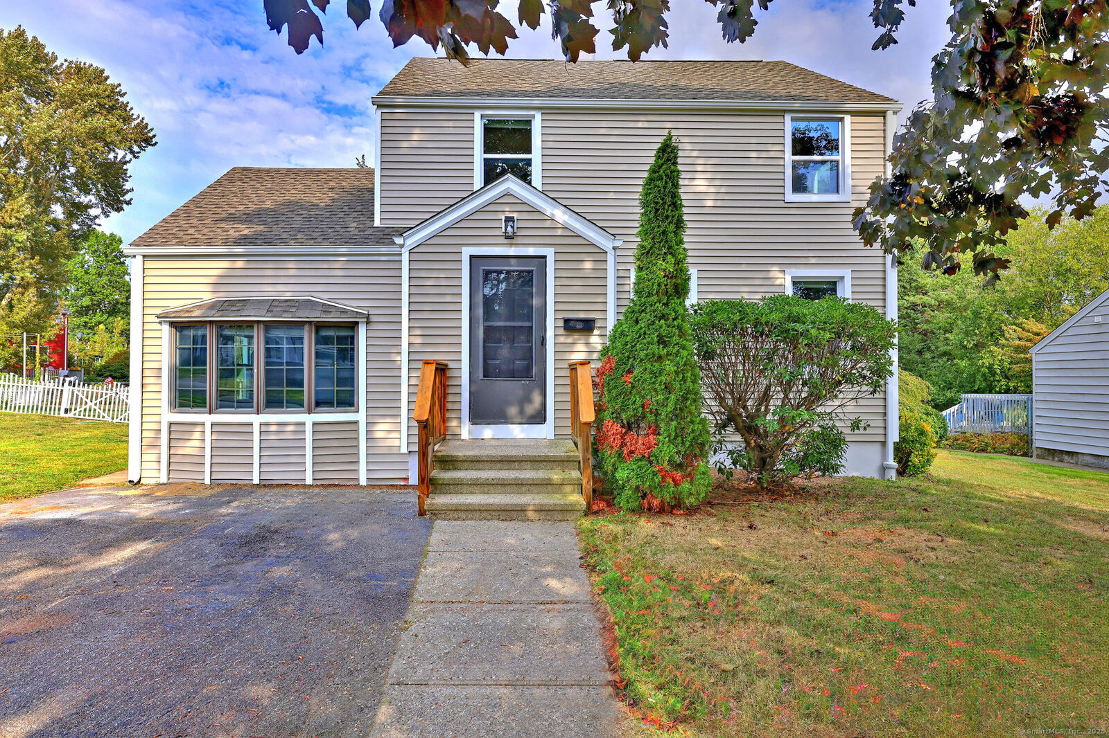 Property Photo:  100 Matthew Drive  CT 06614 