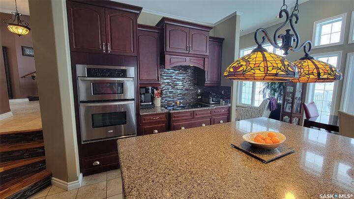 Property Photo:  408 5th Street E  SK S0K 4W0 
