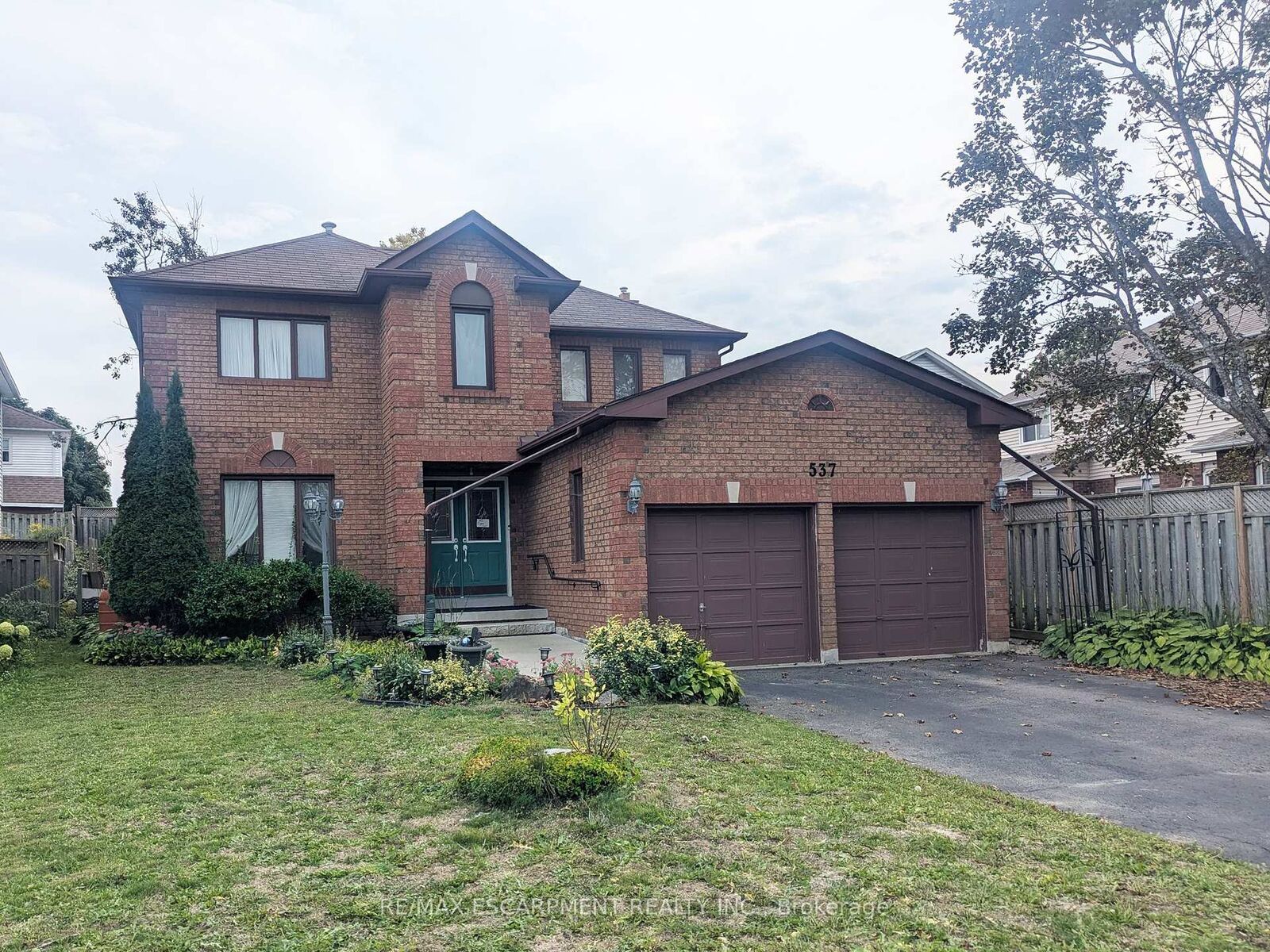 Property Photo: 537 Westman Avenue ON K9K 2E6