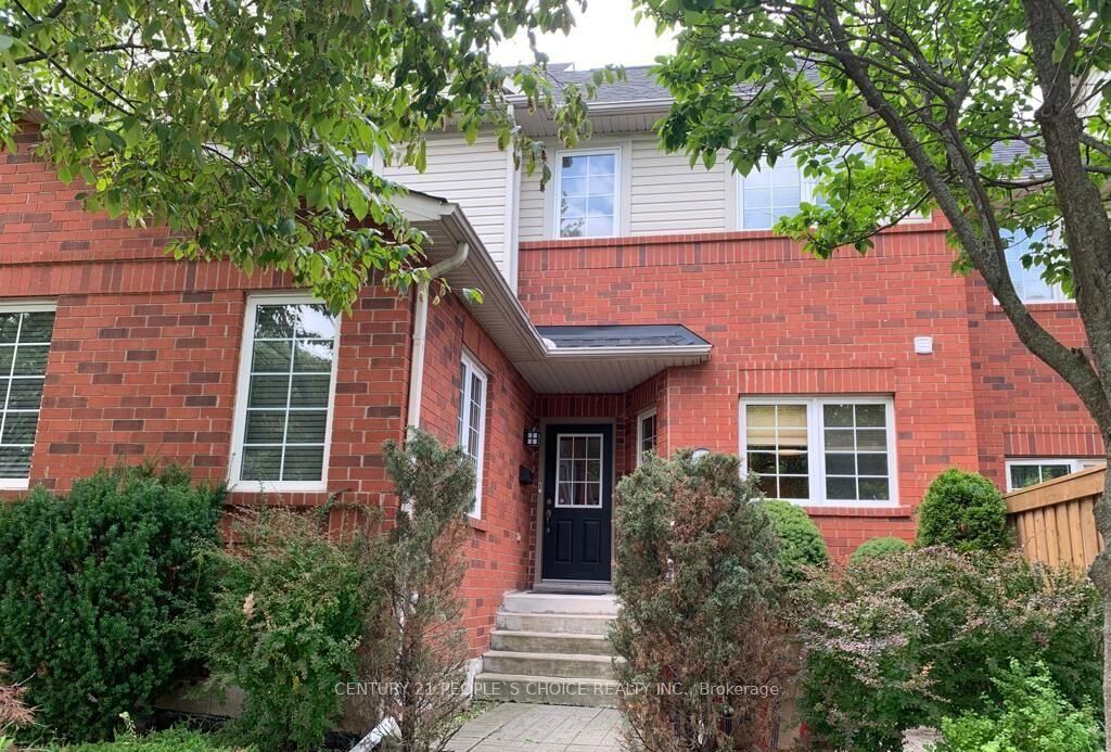 Property Photo:  100 Beddoe Drive 4  ON L8P 4Z2 
