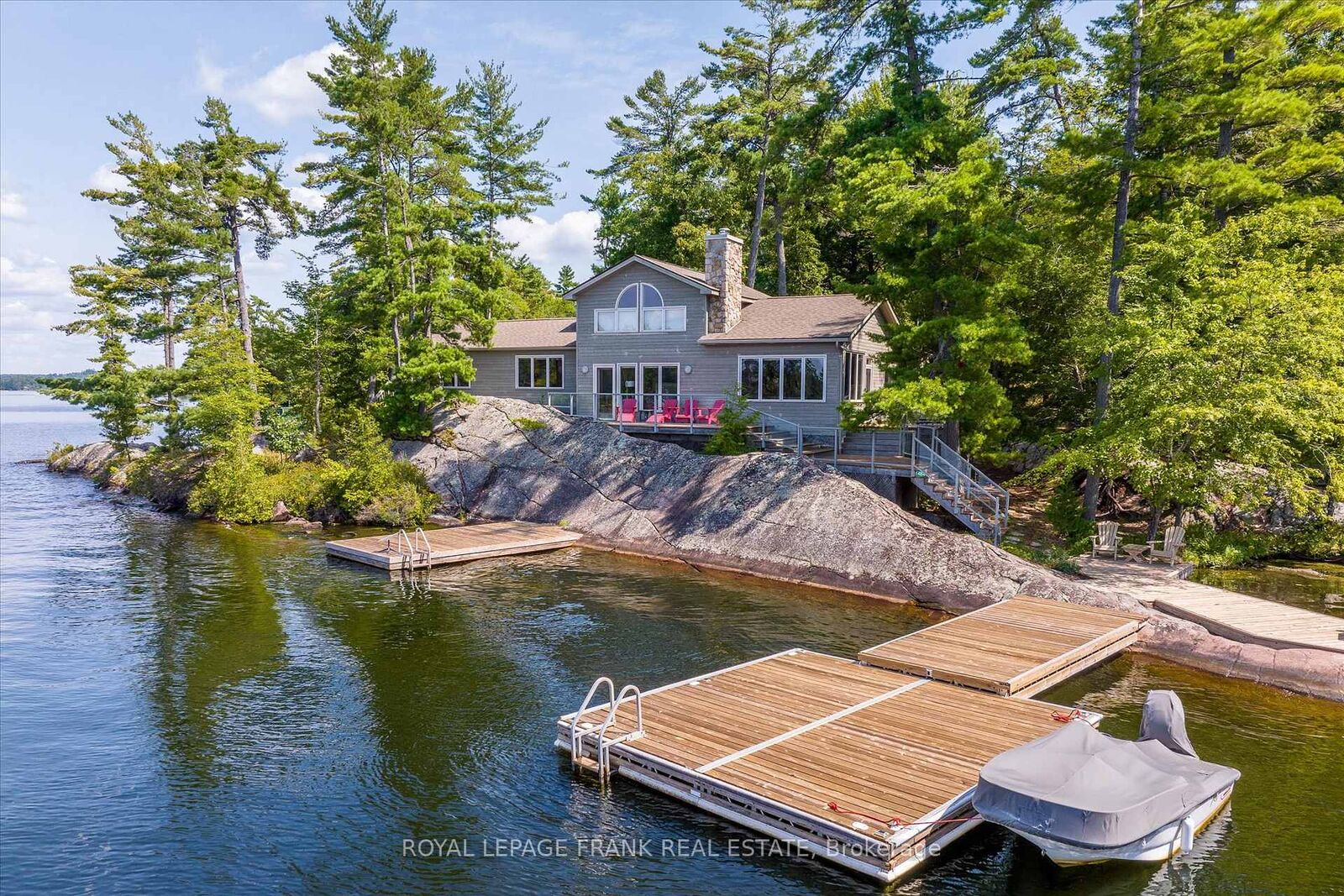 Property Photo:  484 Juniper Island N/A  ON K0L 2C0