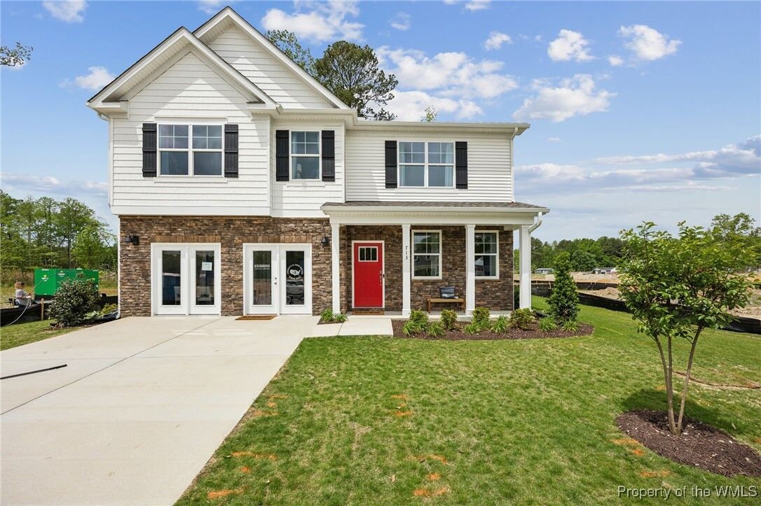 Property Photo:  125 Gallop Way  VA 23690 