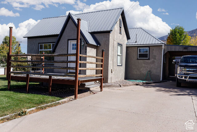 Property Photo:  290 N 200 E  UT 84754