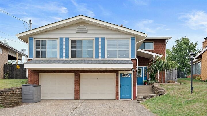 Property Photo: 937 Holly Lynne Drive PA 15236