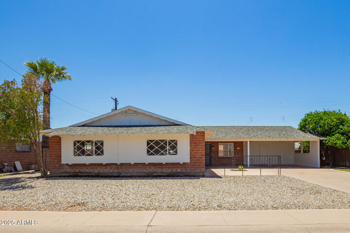 Property Photo:  3913 W Krall Street  AZ 85019 