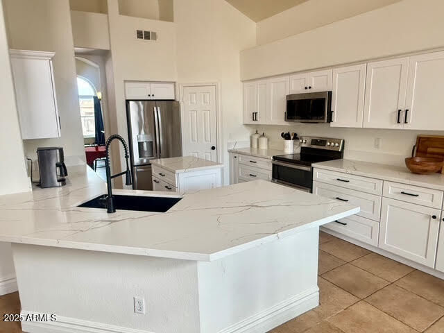 Property Photo: 6743 E Tyndall Circle AZ 85215