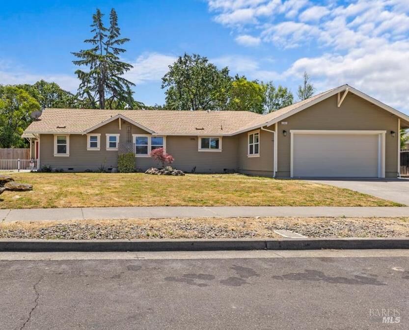 Property Photo:  2002 Marble Street  CA 95407 