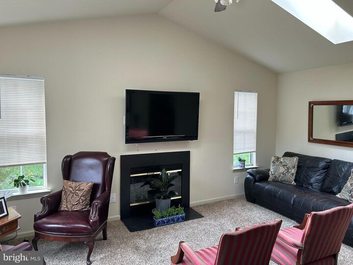 Property Photo:  527 Astor Square 39  PA 19380 