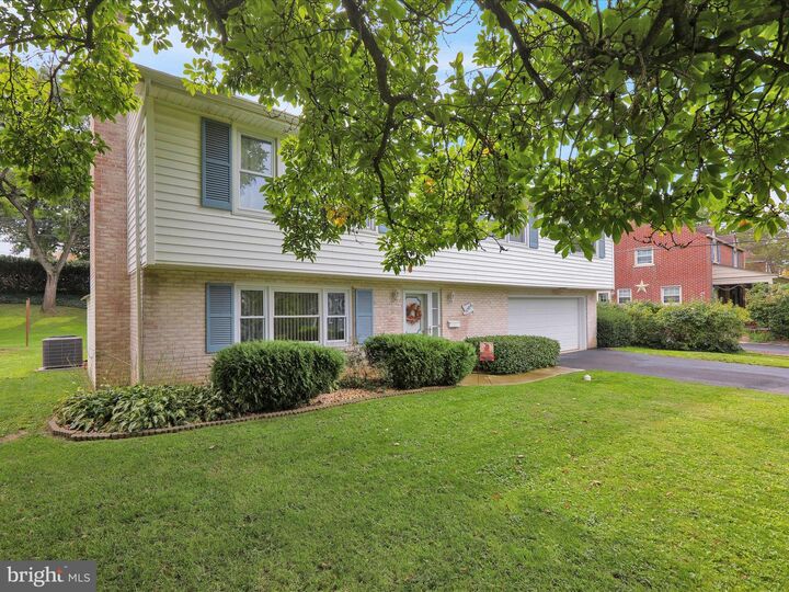 Property Photo:  1266 Wilson Avenue  PA 17603 