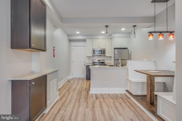 Property Photo:  635 20th Street NE  DC 20002 