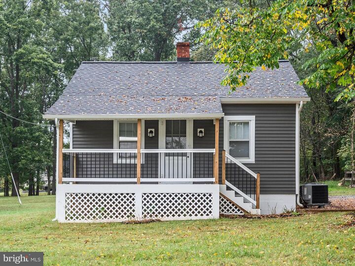 Property Photo: 12060 Axline Road VA 20180