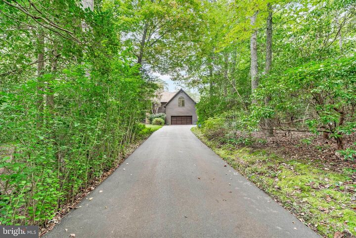 Property Photo: 1111 Thompson Court MD 20685