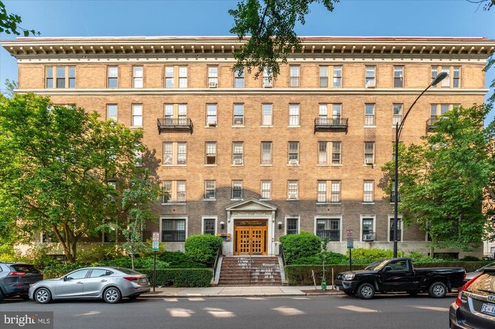 2227 20th Street NW 303  Washington DC 20009 photo