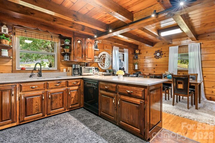 Property Photo:  61 Honeycutt Lane  NC 28761 