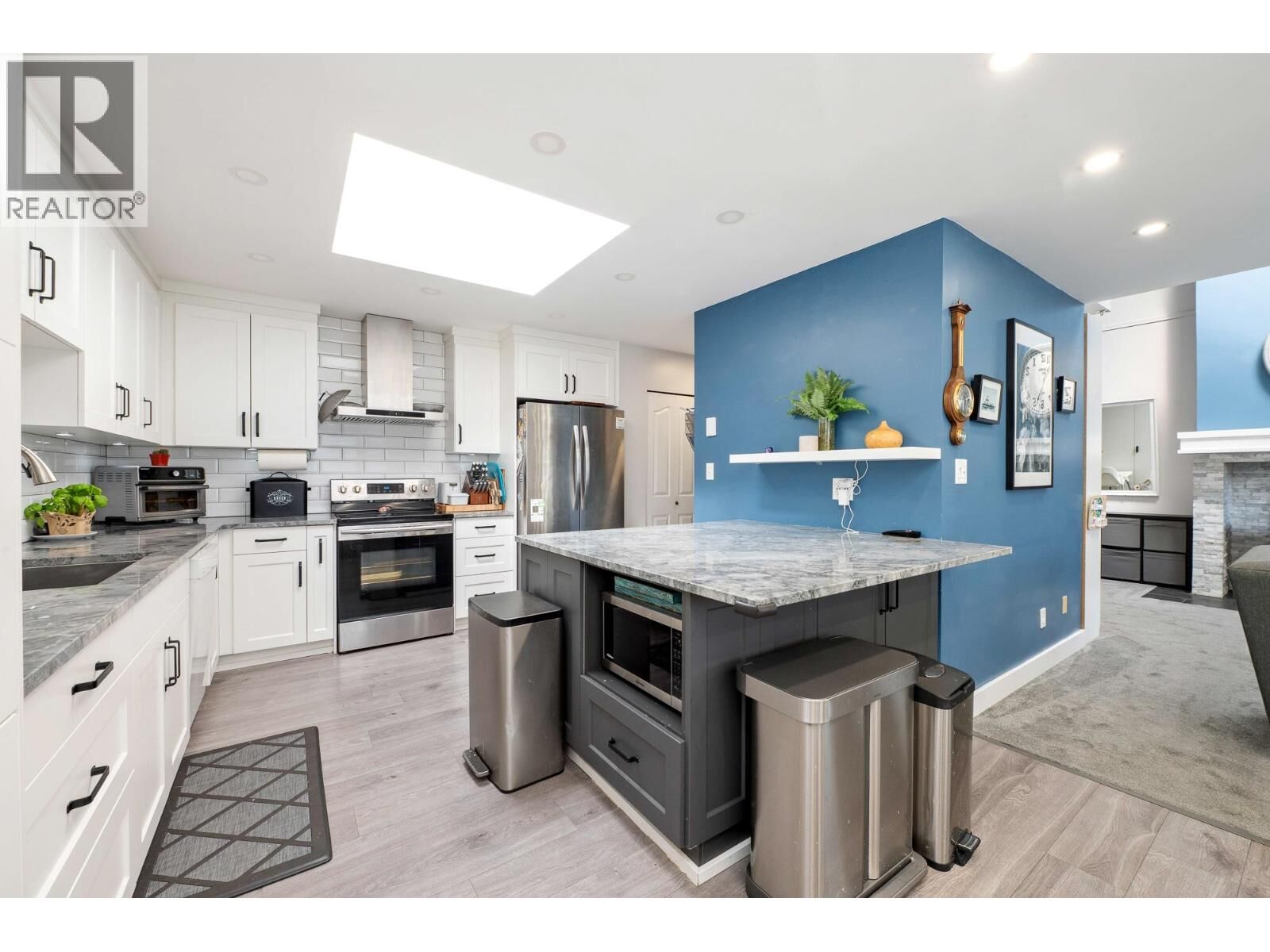 Photo de la propriété:  777 Eighth Street 410  BC V3M 3S7