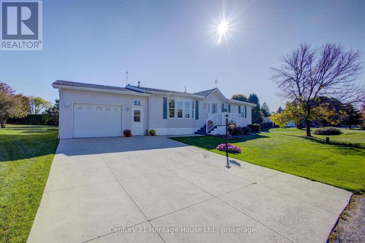 Property Photo:  56-6612 Minto Line 12 Road  ON N0G 1M0 