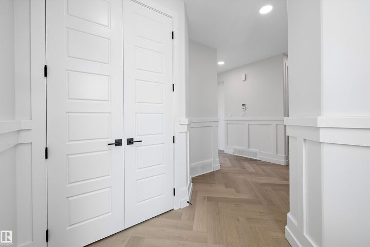 Property Photo:  22 Cannes Cove  AB T8T 2C6 