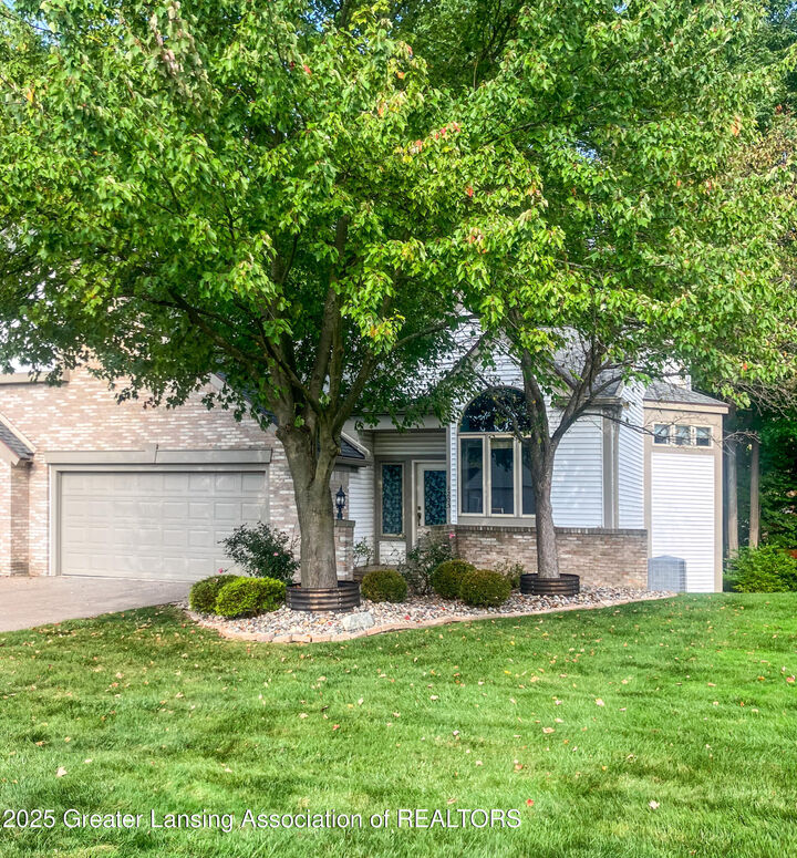 1205 Woodmeadow  Lansing MI 48917 photo