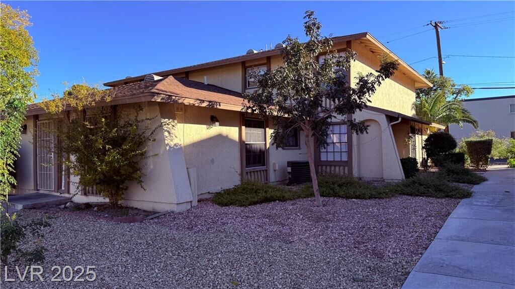 Property Photo:  1407 Dorothy Avenue 3  NV 89119 