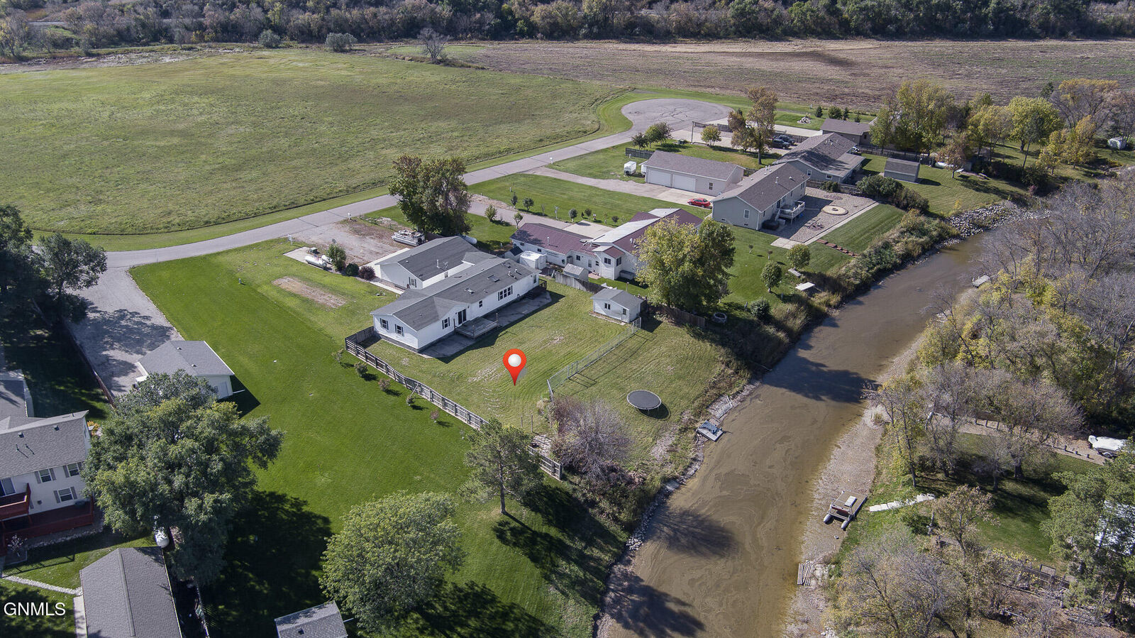 Property Photo:  520 Rosie Lane N  ND 58554 