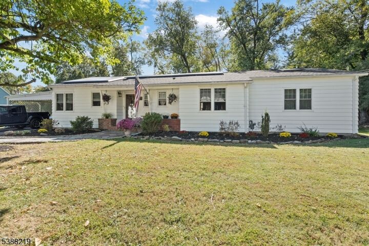 Property Photo: 37 Crescent Ave NJ 08553