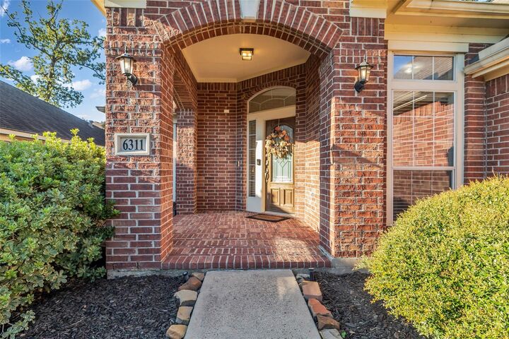 Property Photo:  6311 Stone Hill Road  TX 77389 