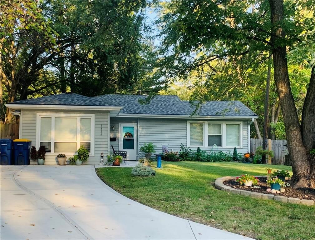 Property Photo: 5335 Maple Street KS 66202