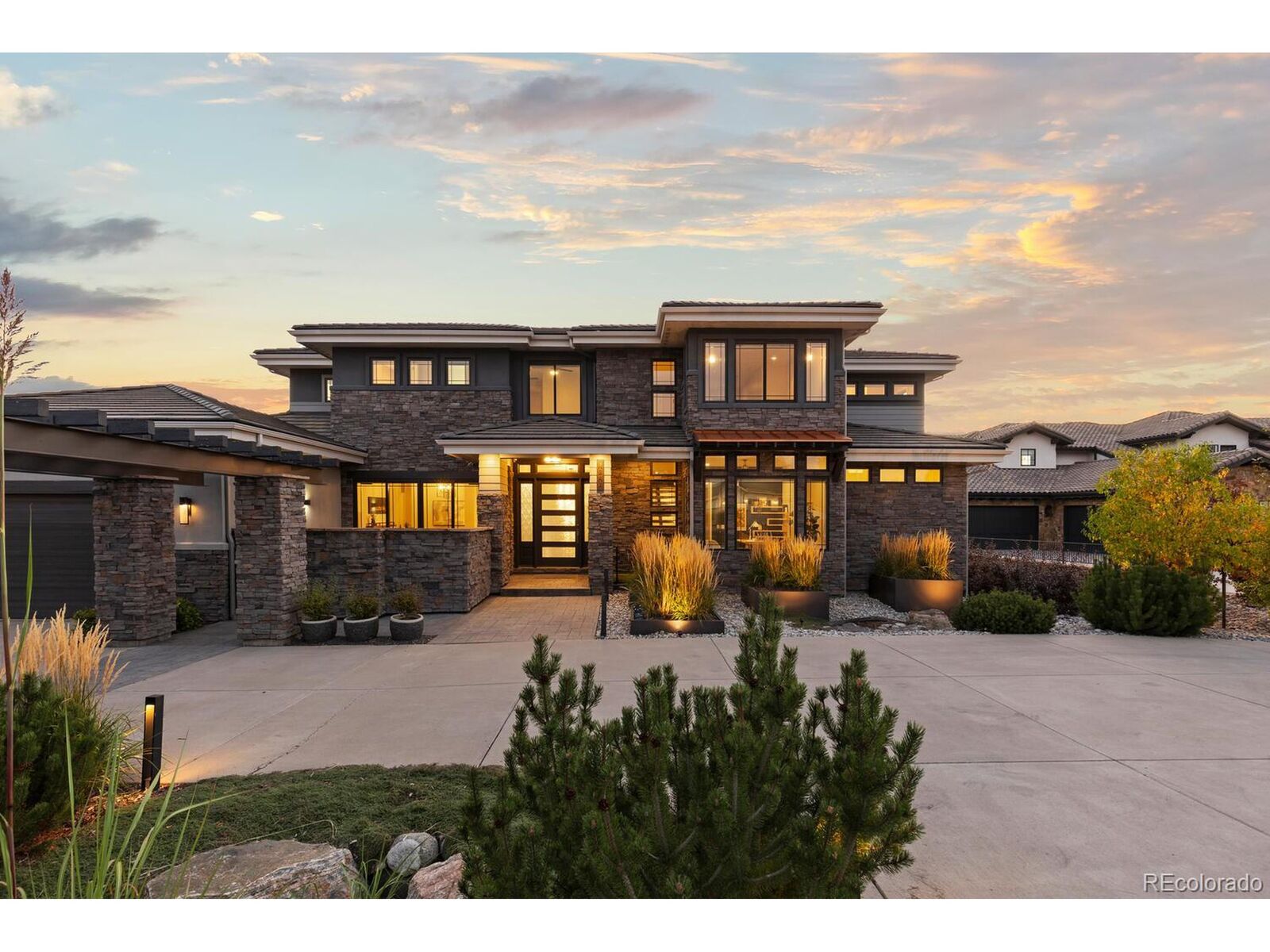 Property Photo:  10869 Evergold Way  CO 80126 