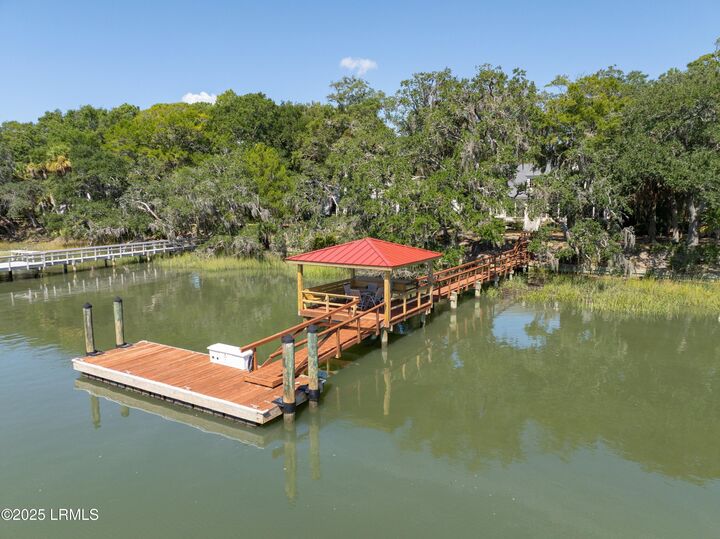 380 Distant Island Drive  Beaufort SC 29907 photo