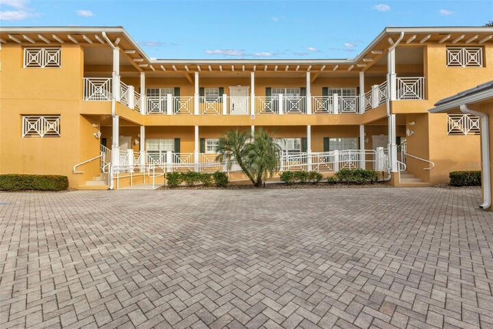 Property Photo: 3216 Purple Martin Drive 122 FL 33950