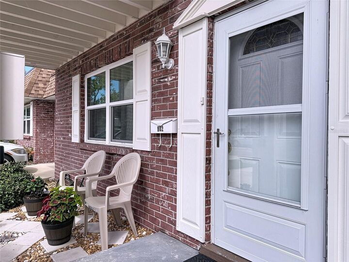 Property Photo:  802 Mindy Court  FL 33771 