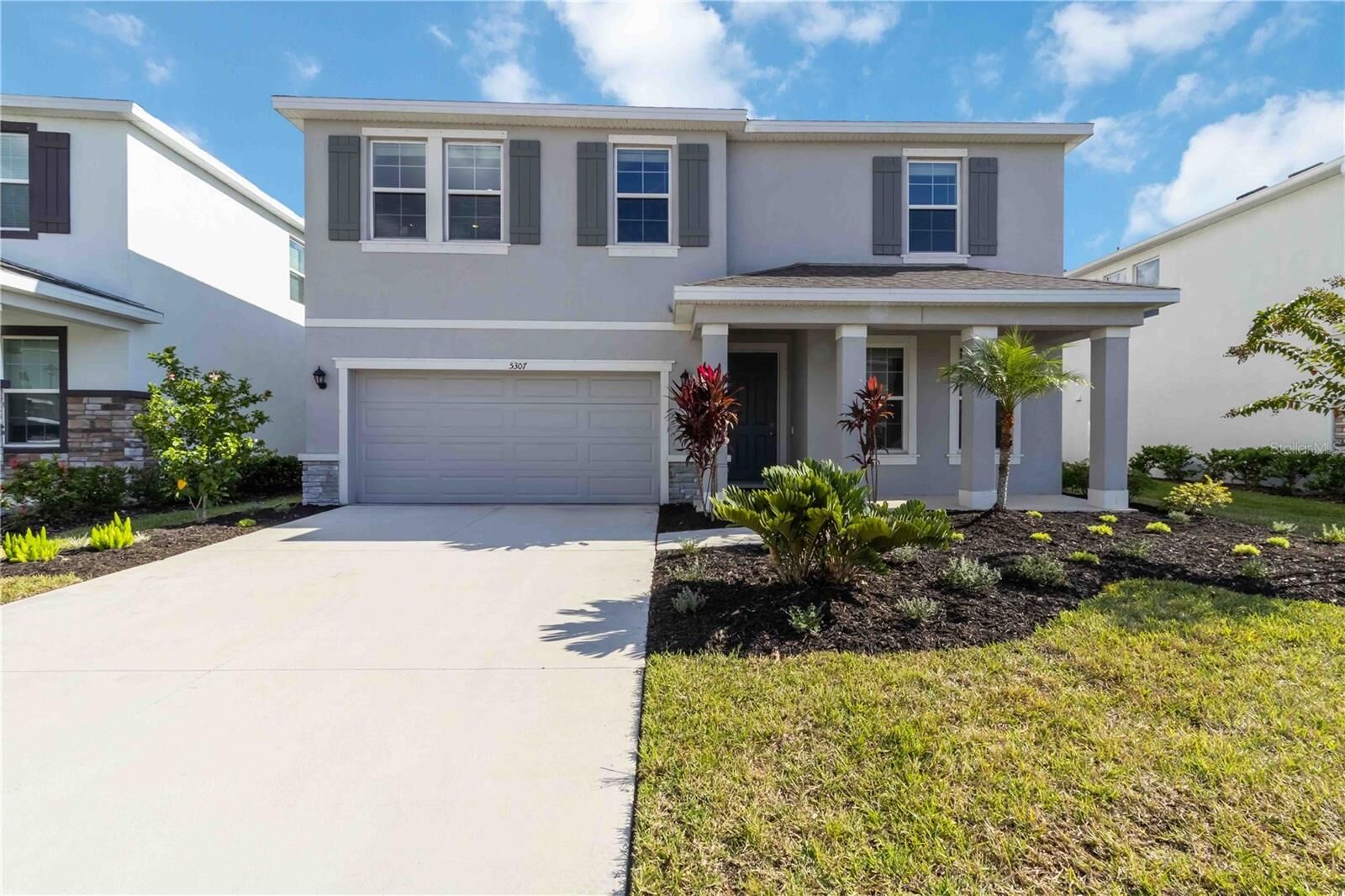 Property Photo:  5307 Grove Mill Loop  FL 34211 