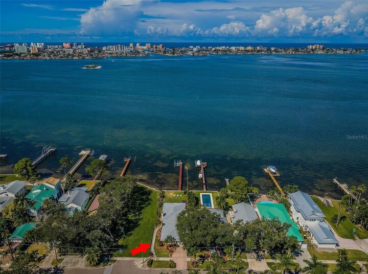 Property Photo: 1748 Sunset Drive FL 33755