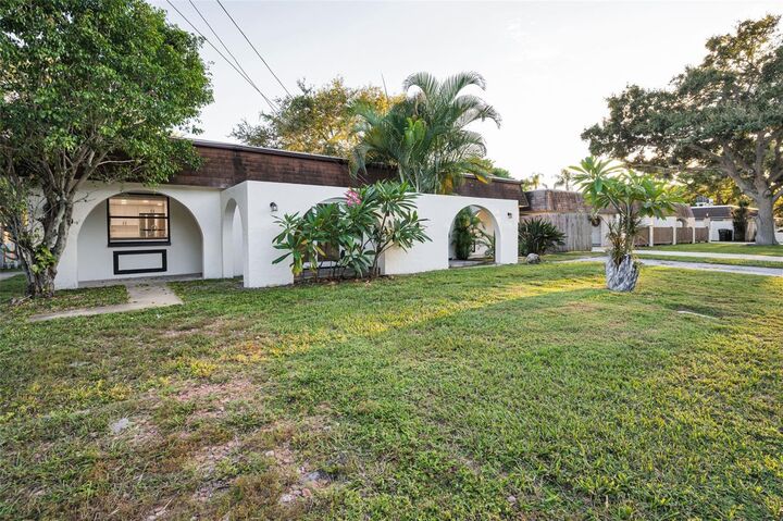 Property Photo:  1119 2nd Avenue NE  FL 33770 