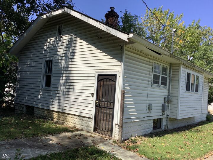 Property Photo: 5269 Brookville Road IN 46219