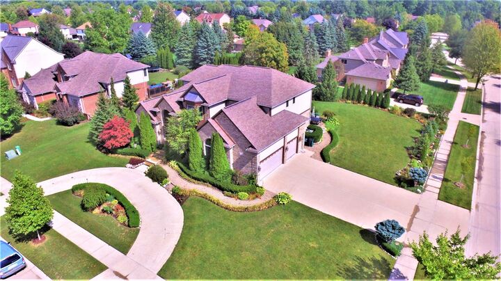 Property Photo:  6768 Merrick Drive  MI 48098 