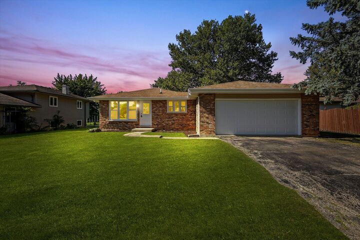 Property Photo: 721 Reef Road IL 60441