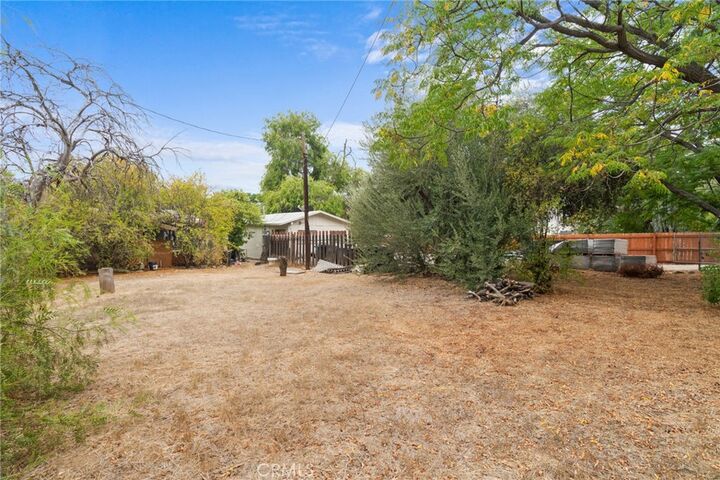 Property Photo:  816 E Lakeshore  CA 92530 