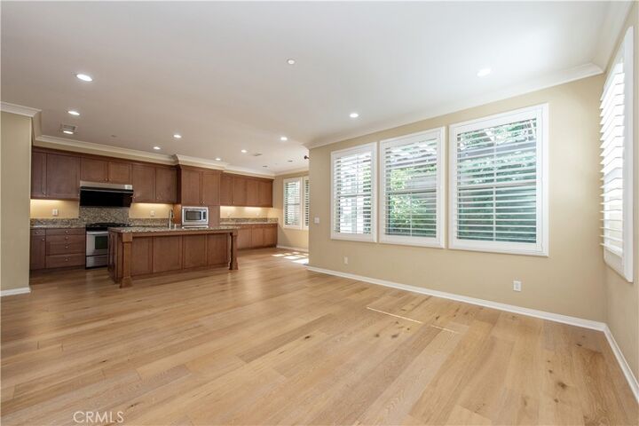 Property Photo:  76 Pendant  CA 92620 
