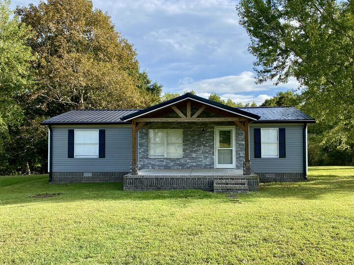 151 Hawkins Rd  Westmoreland TN 37186 photo