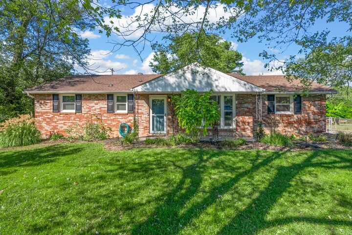 Property Photo:  315 Verdun Dr  TN 37042