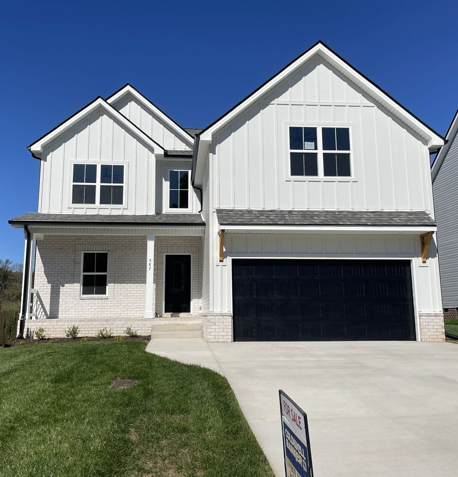 Property Photo: 587 Pongracz Way TN 37042