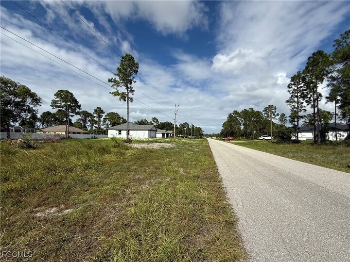 Property Photo:  1013 Grant Boulevard  FL 33974 