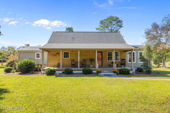 Property Photo:  295 Old Winberry Road  NC 28570 