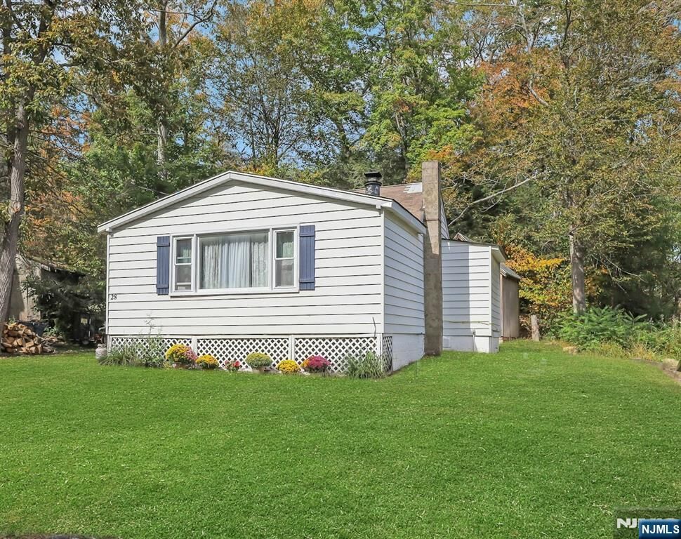 Property Photo:  28 Risley Road  NJ 07421 