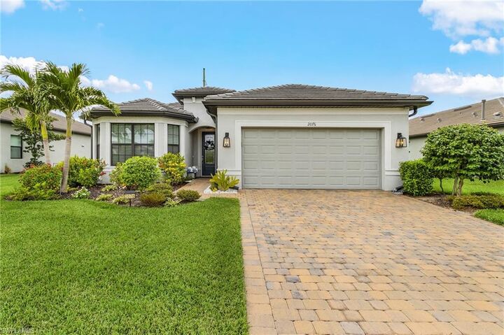 2076 Yellowfin Cir  Naples FL 34114 photo