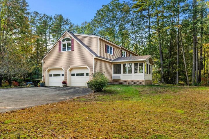 Property Photo:  52 W Hollis Road  NH 03049 