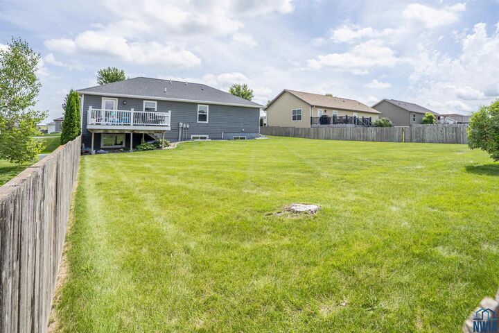 Property Photo:  1304 Olympia Place  IA 51041